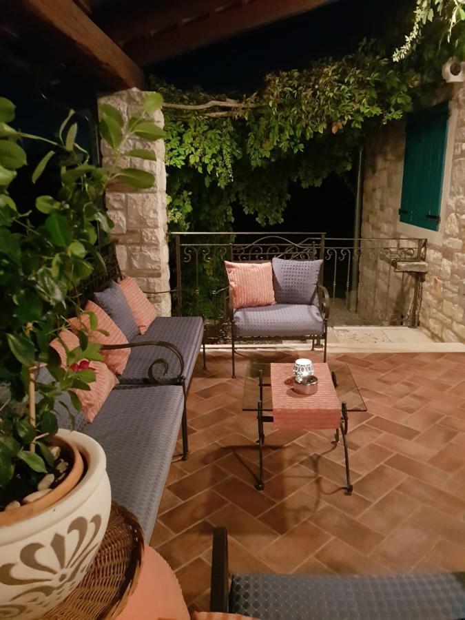 Villa Slivari Žminj Exteriör bild